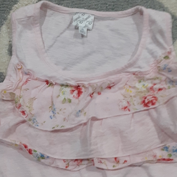 4 girls shirts - Picture 7 of 10